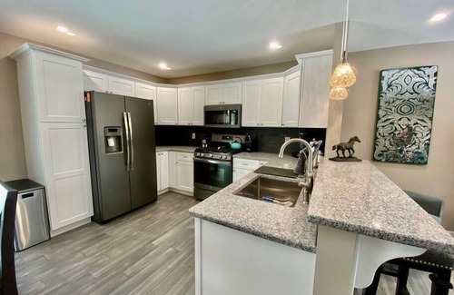 Geyser Crest House | Saratoga Stunning Family Retreat ❘ 4BDR 2BTH