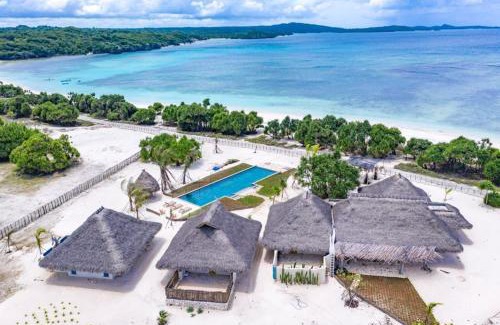 Rote Island Cabin | Sardine Beach Rote