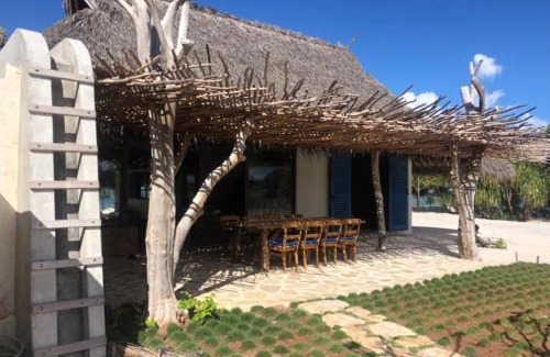 Rote Island Cabin | Sardine Beach Rote