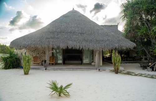 Rote Island Cabin | Sardine Beach Rote
