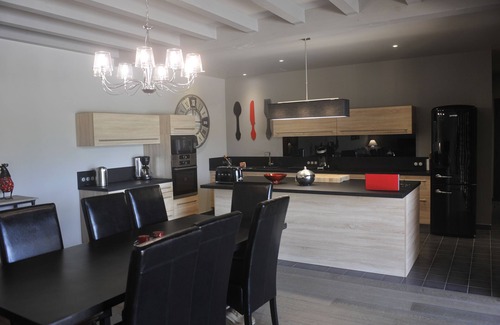Sarlat-la-Caneda House | Sarlat 900m from the medieval center, swimming pool, jacuzzi. New ground floor house