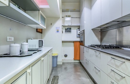 Chinatown Apartment | Sarpi 60 Apartment