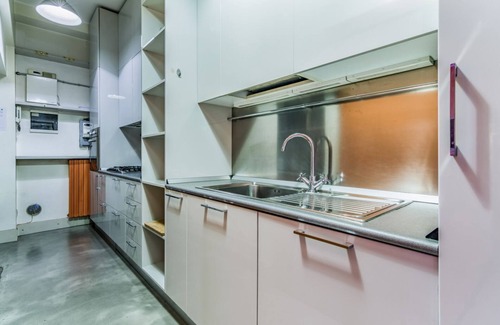 Chinatown Apartment | Sarpi 60 Apartment