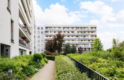 Praga Poludnie Apartment | Saska with Lake View Apartment by BookingHost