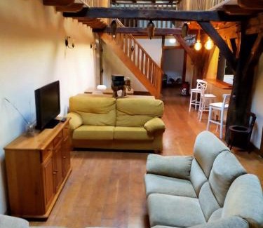 Asteasu Villa | Saskarate