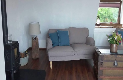 Niesgrau House | Saskia and Timm Paulsen - Reetdachkate Semi-detached shellfish shack