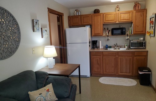 Garfield Apartment | Sassafras Inn/Unit A - Close to Marina & Boat Launch; 30 min to Eureka Springs