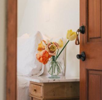 Friday Harbor Bed & Breakfast | Saturn's Return