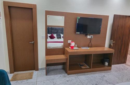 Katra Hotel | Satya Residency