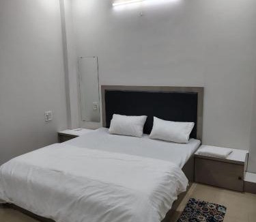 Indore Apartment | Satyabhama Homestay-Opel-2 BHK Apartment