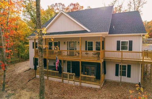 Massanutten House | Sauna - Hot Tub - Theater - Arcade - Family Fun