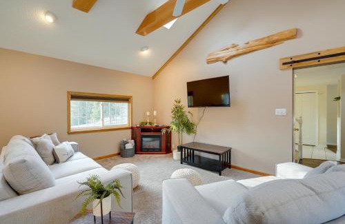 Coudersport House | Sauna, Spa and Stargazing Coudersport Home!