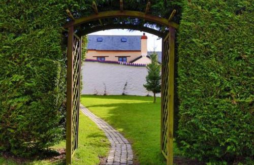 Braunton House | SAUNTON GRANGE 7 Bedrooms