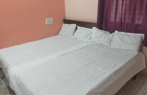 Akalkot House | Saurabh Guest House, Akkalkot