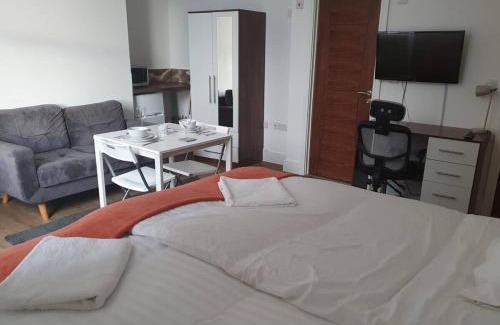 Thorpe Satchville Apartment | SAV Stays Apartments Regent Leicester