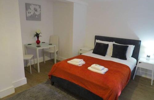 Thorpe Satchville Apartment | SAV Stays Apartments Regent Leicester
