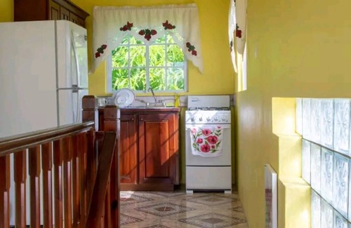Caribbean Estates House | Savan Suite