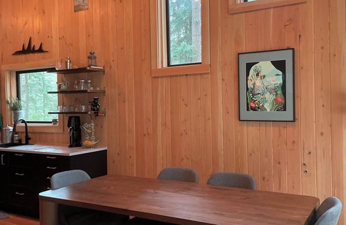Savary Island Cabin | Savary Mid Island Modern