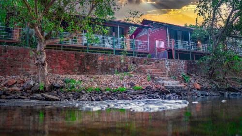 Karjat Resort | Saveda Farm & Cottages