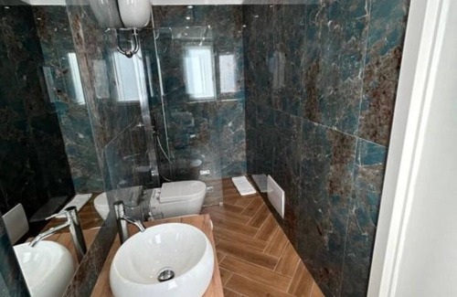 Naples Bed & Breakfast | Savior DeLuxe Rooms - Luxury Quadruple Room