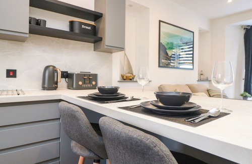 Mullion Cottage | Savoy Bay