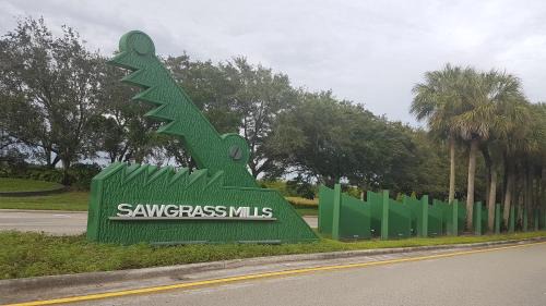 Sunrise House | Sawgrass