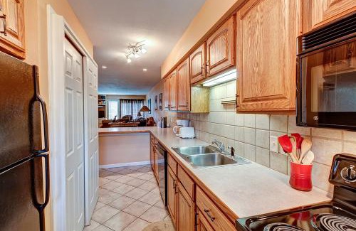 Historic District Apartment | Sawmill Creek Condo 106 by Great Western Lodging