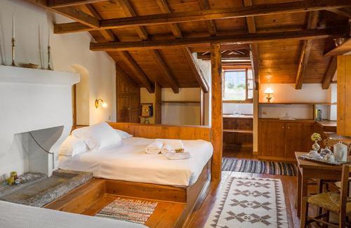 Papigo House | Saxonis Houses & Saxonis Villa