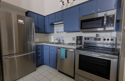 Snowshoe Condo | SC 5313: Appealing 2BR with loft & private balcony. Perfect for summer w/pool!