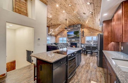 Catawissa House | Scenic mountain home overlooking the Susquehanna river with pool and hot tub