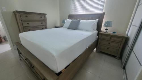 Lucea House | Scenic Ocean View Home