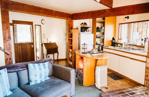 Galiano Cabin | Scenic Seaview Chalet