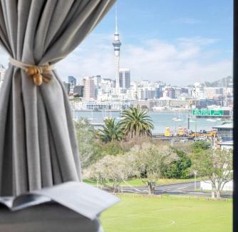 Northcote House | Scenic Views close to the City