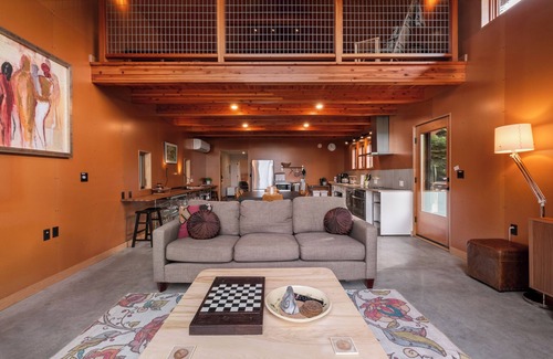 Clinton House | Scenic Whidbey Island Escape, Walk to Beach, ADA accessible + Dog Friendly w/EV Charger
