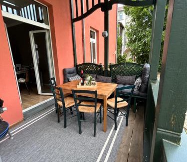 Naumburg Apartment | Schöne 3 Zimmer Wohnung mit großem Balkon bis 7 Personen