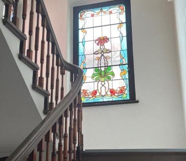 Naumburg Apartment | Schöne 3 Zimmer Wohnung mit großem Balkon bis 7 Personen