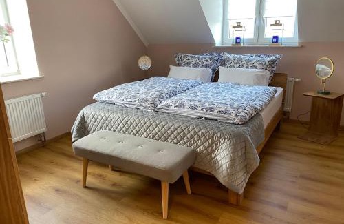 Borna Apartment | Schöne drei Raumwohnung. Hell,stilvoll, gemütlich.