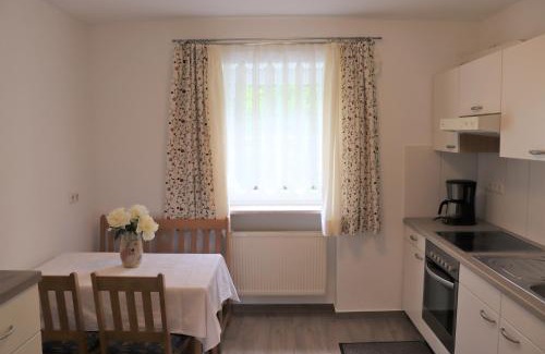 Aicha vorm Wald Apartment | Schöne Ferienwohnung vor den Toren Pullman Citys