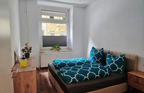 Duissern Apartment | Schöne gemütliche Wohnung im Wasserviertel Stadtnah, A40,nähe der Uni oder Zoo