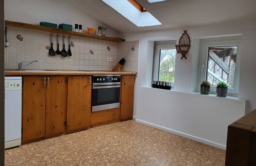 Linsingen Apartment | Schöne Große Ferienwohnung für 1-4 Gäste, zum Entspannen Bestens Geeignet