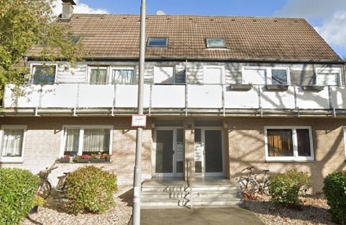 Kaarst Apartment | Schöne Ruhige 2 Zimmerwohnung mit Balkon in Kaarst Zentrum