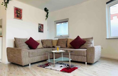 Rheinhausen Apartment | Schönes Bungalow, Check-In Kontaktlos, Zentral
