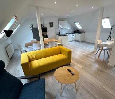 Eicken Apartment | Schönes Maisonette Apartment in schöner Lage MG18