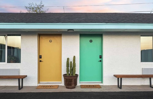 Chandler Apartment | SCH26 - Wahinemakanui Studio suite. hōʻoluʻolu