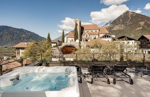 Schenna Apartment | Schenna Chalet - Apt Dora