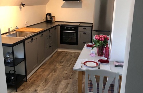 Haan Apartment | Schicke Wohnung mit Terrasse