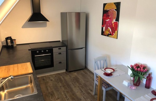Haan Apartment | Schicke Wohnung mit Terrasse