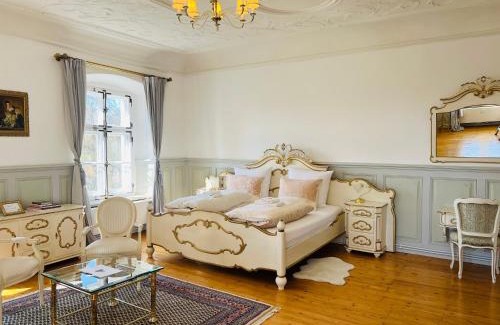 Gutenzell Apartment | Schloss Hürbel Storchennest-Appartement - Luxury Apartment THE Stork Nest