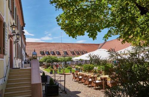 Munzingen Hotel | Schloss Reinach