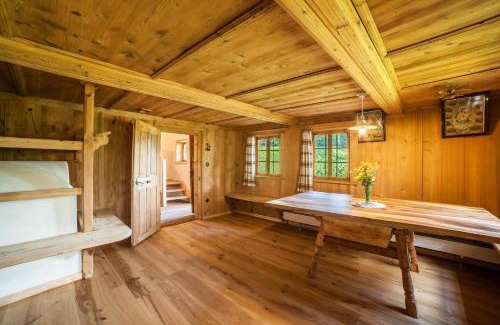 San Leonardo in Passiria Ski Chalet | Schnitzers Ferienheisl